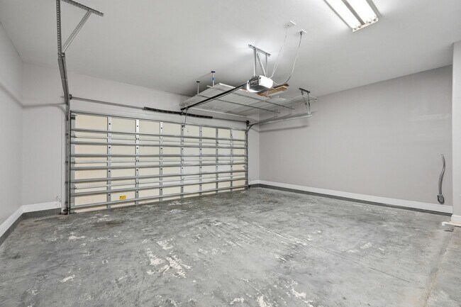 Building Photo - 47 Dominica Ct