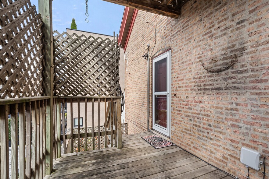 Building Photo - 1509 W Thomas St