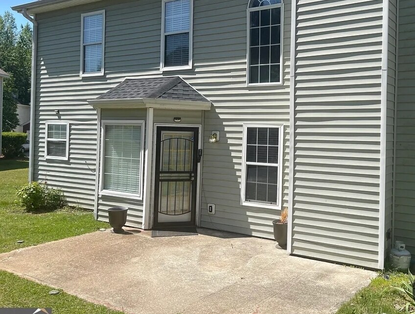 Building Photo - 6020 Kingston Wood Way