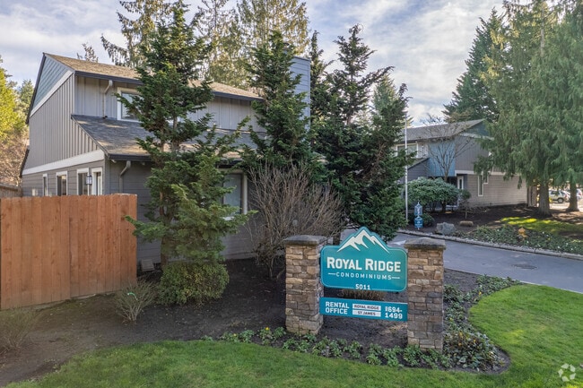 Building Photo - Royal Ridge Condominiums