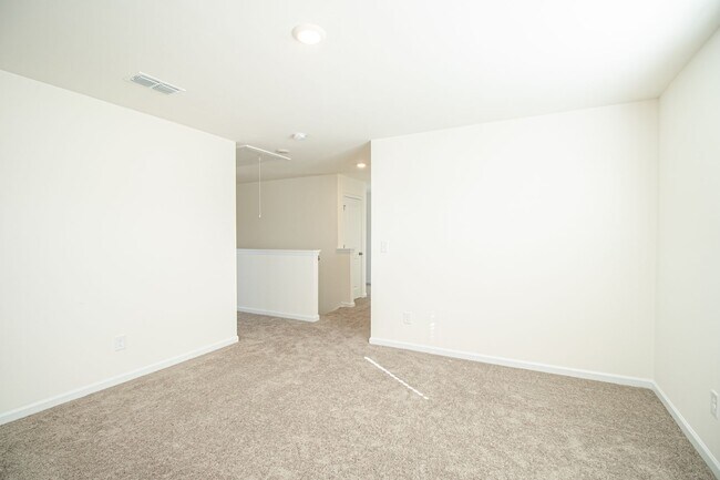 Building Photo - (Coming Soon) New 5 Bedrooms home in Indian Trail!