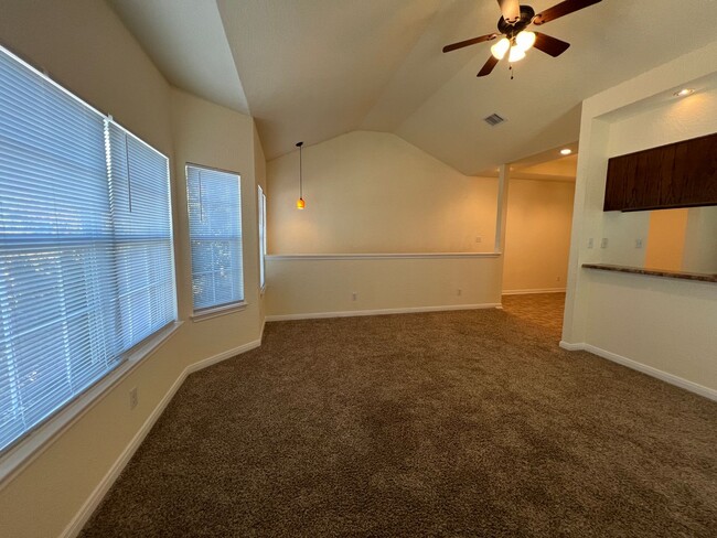 Building Photo - Large Deck off Living Room / Fridge Includ...