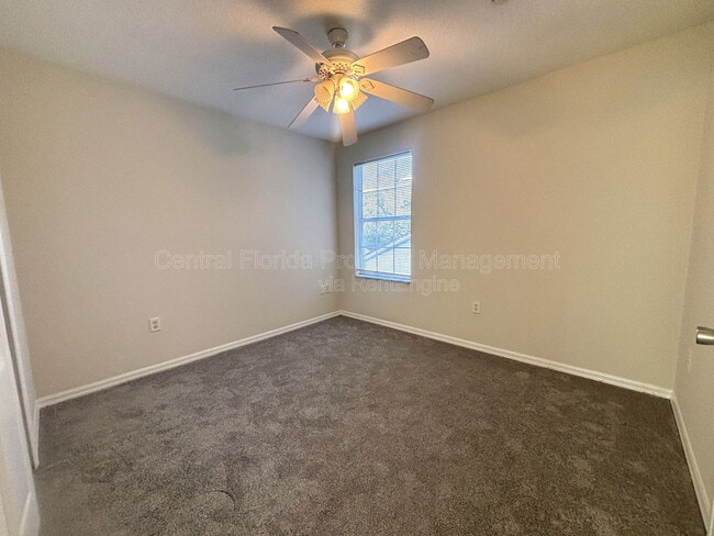 Building Photo - 1064 Park Central Cir