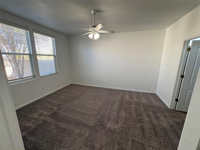 Building Photo - 177 Grace St