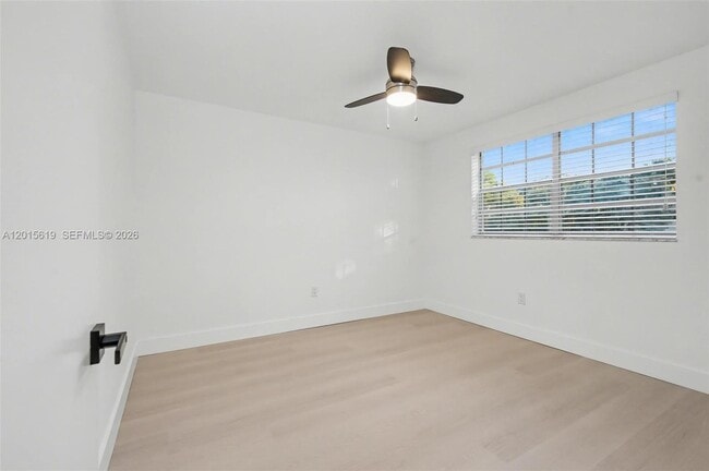 Building Photo - 12224 SW 52nd Pl