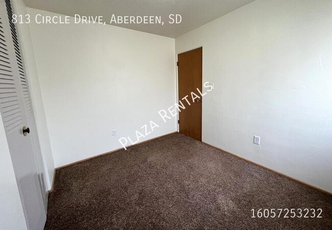 Building Photo - 2104 3rd Ave SE