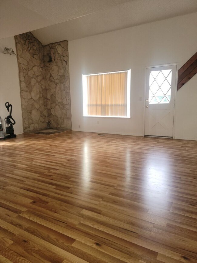 Building Photo - 12121 105th Ave Ct E