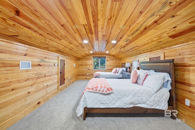 Building Photo - 27522 Burkhardt Dr