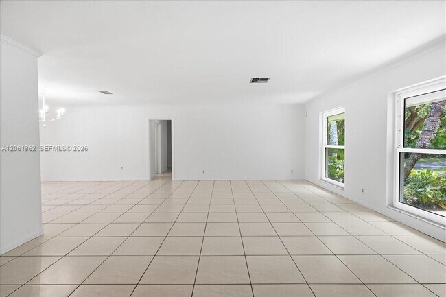 Building Photo - 12365 SW 60th Ct