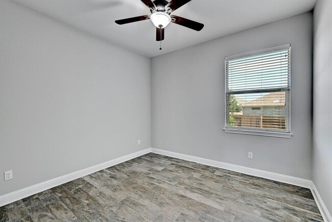 Building Photo - 154 Goodwater Ct