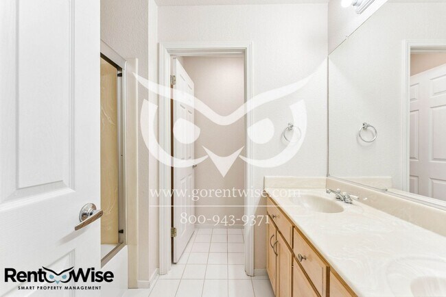 Building Photo - 406 Grenadine Way