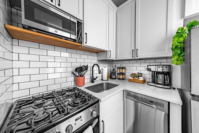 Building Photo - 101 Union Ave