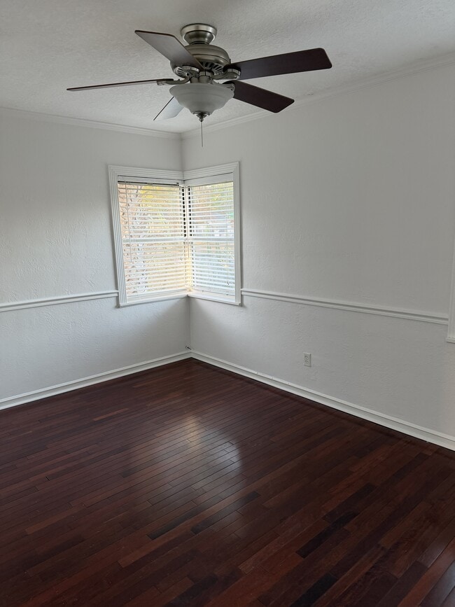 Building Photo - 3009 Oberlin Ave