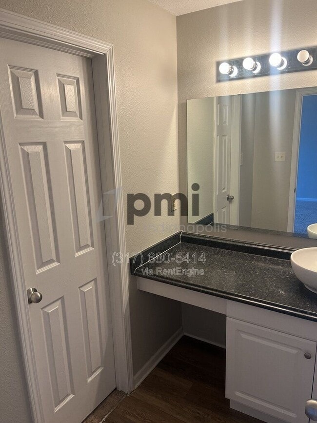 Building Photo - 346 Atherton Dr