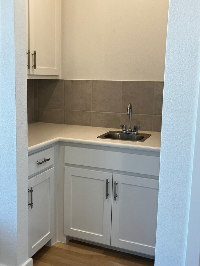 Building Photo - 522 Winners Cir