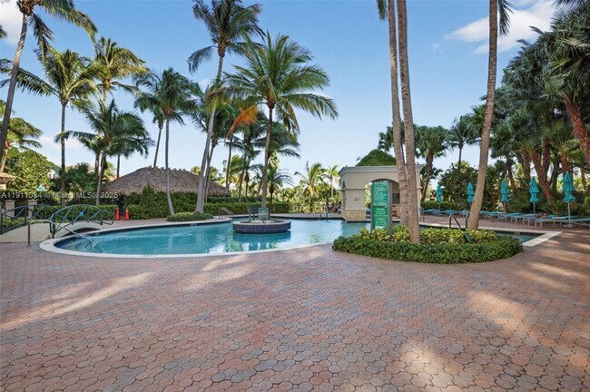 Building Photo - 19501 W Country Club Dr