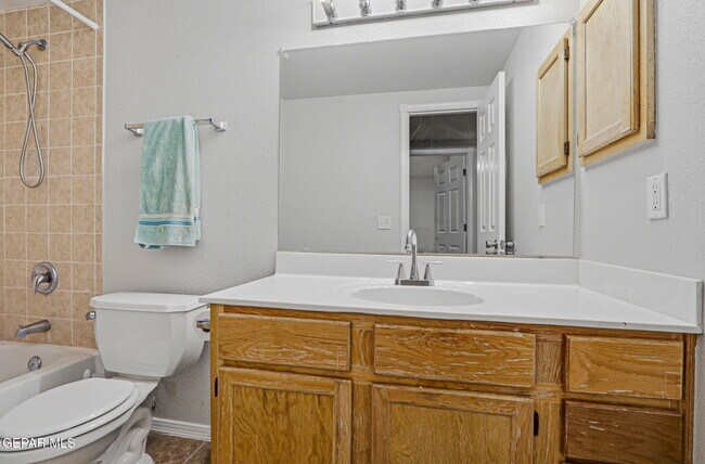 Building Photo - 3828 Tierra Aurora Dr