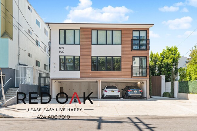 Building Photo - 1427 N Vista St