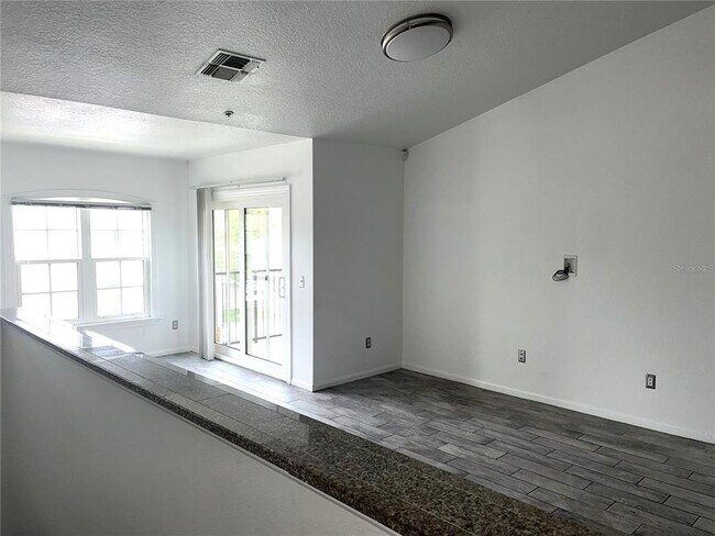 Building Photo - 6524 Swissco Dr