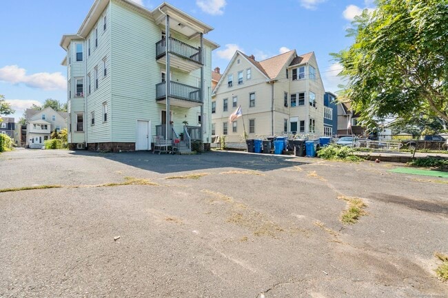 Building Photo - 838 Capitol Ave