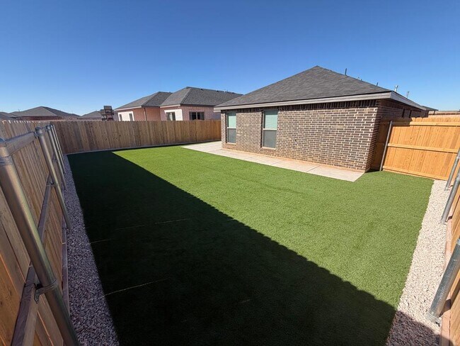 Building Photo - 240 Trailblazer Ln