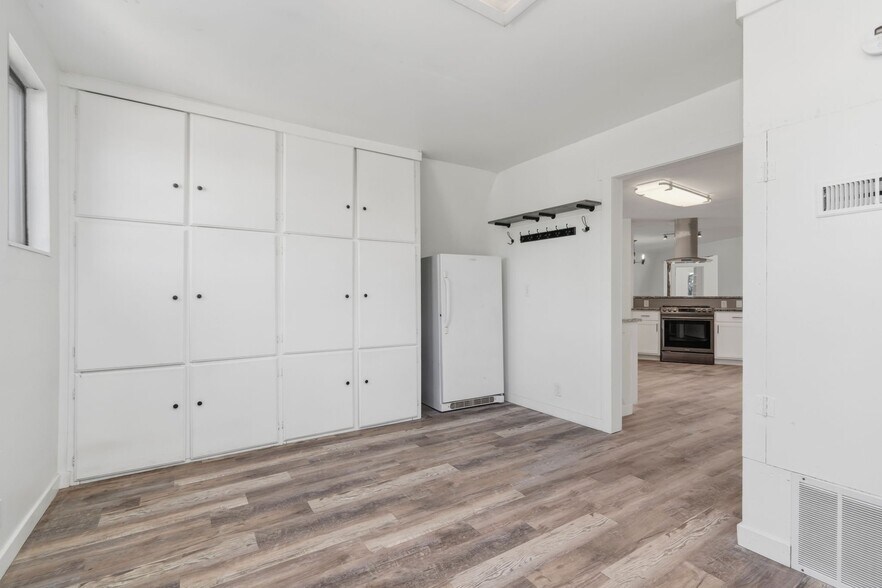Building Photo - 8402 Dome Ct