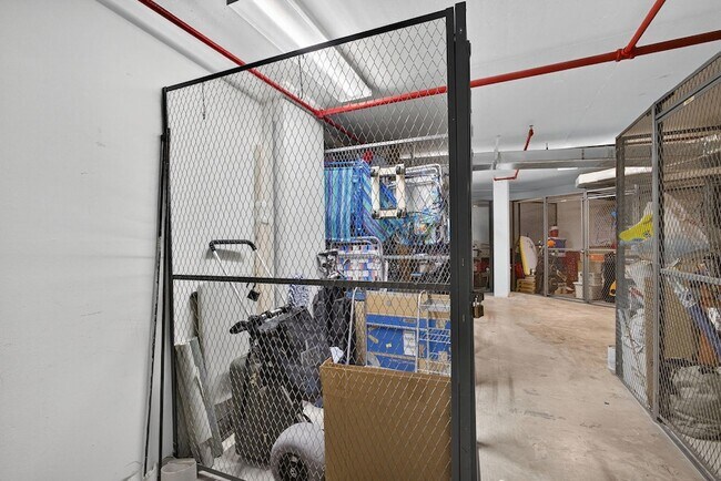 Building Photo - 1190 Jimmy Buffett Mem Hwy