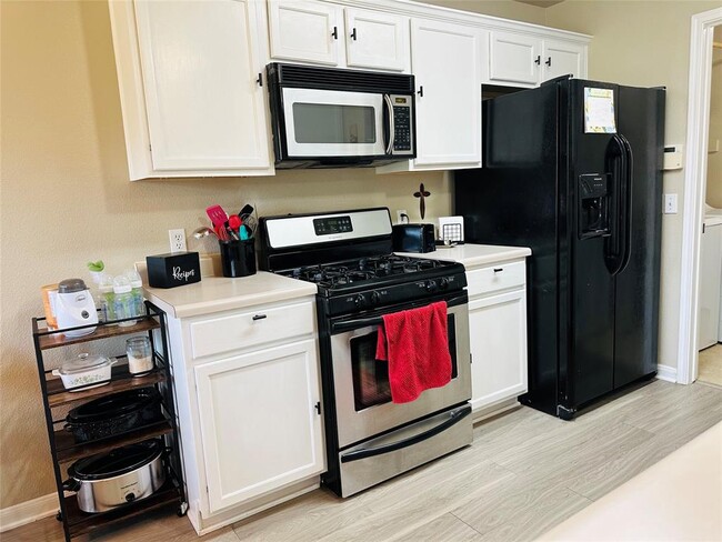 Building Photo - 1311 Mason Creek Blvd