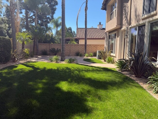 Building Photo - 4 Bedroom Home for Rent in Camarillo!