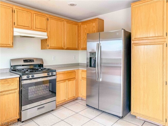 Building Photo - 10633 Foggy Glen Ave