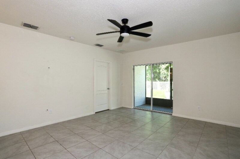 Building Photo - 3212 Surfbird St