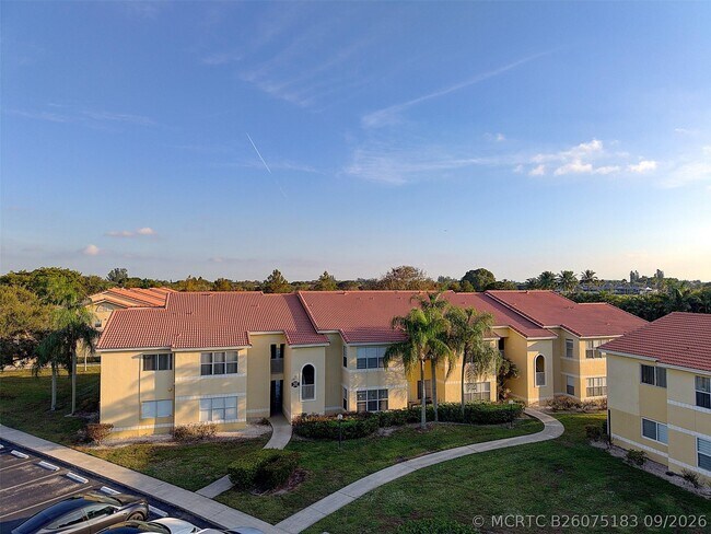 Building Photo - 12730 Vista Isles Dr