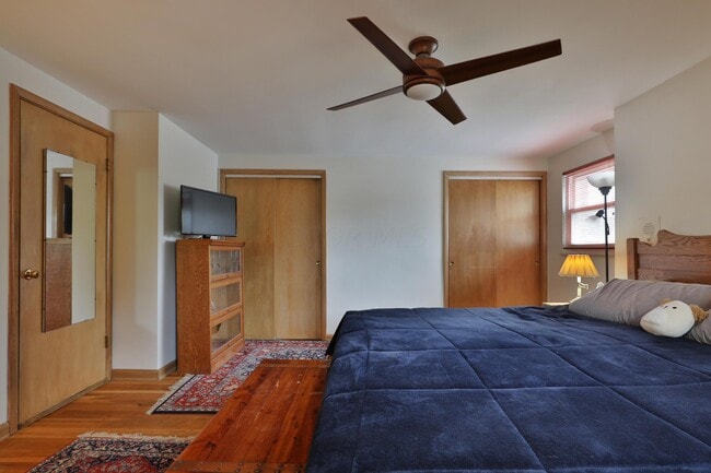 Building Photo - 714 Island Ct