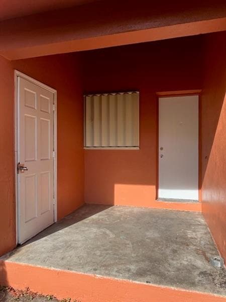 Building Photo - 6720 NW 5th Pl