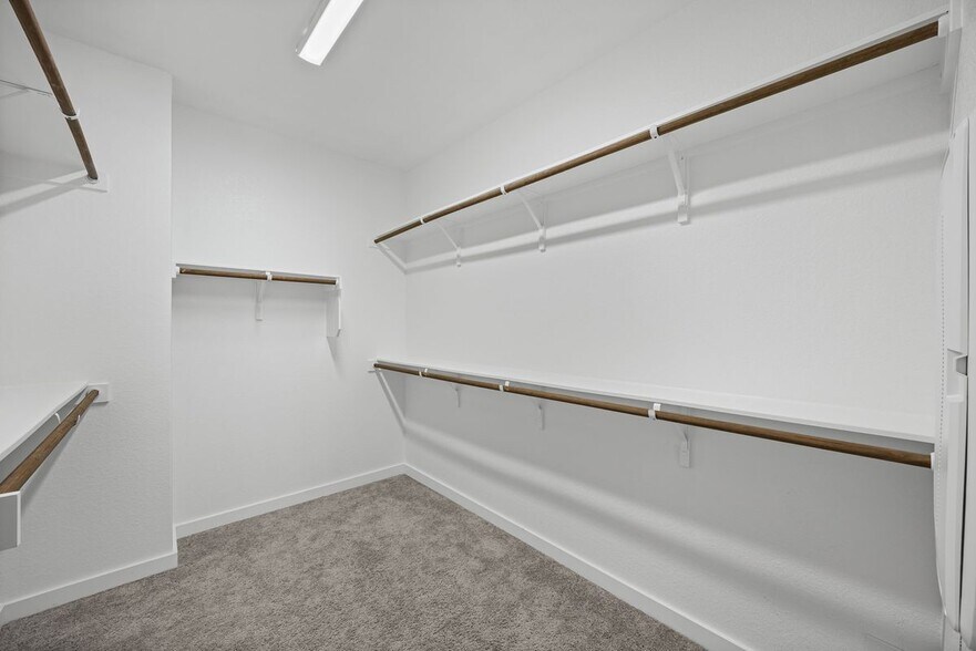 Building Photo - 12702 Autumn Bird Trce