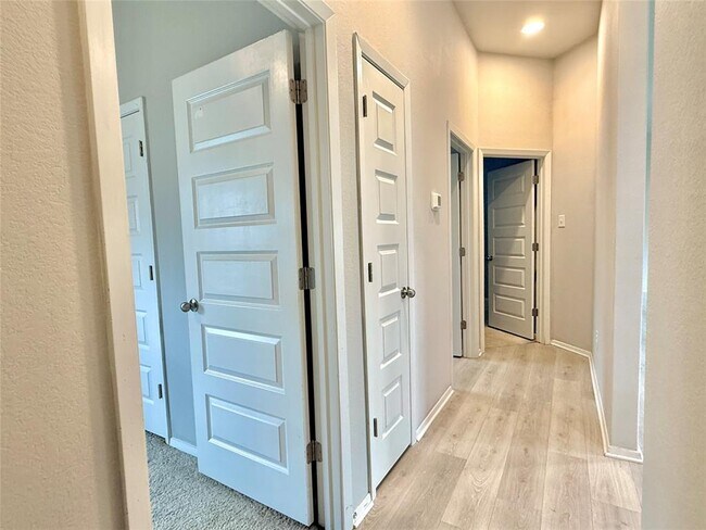 Building Photo - 5629 Corso Ct