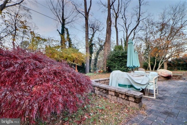 Building Photo - 24 Forestview Pl