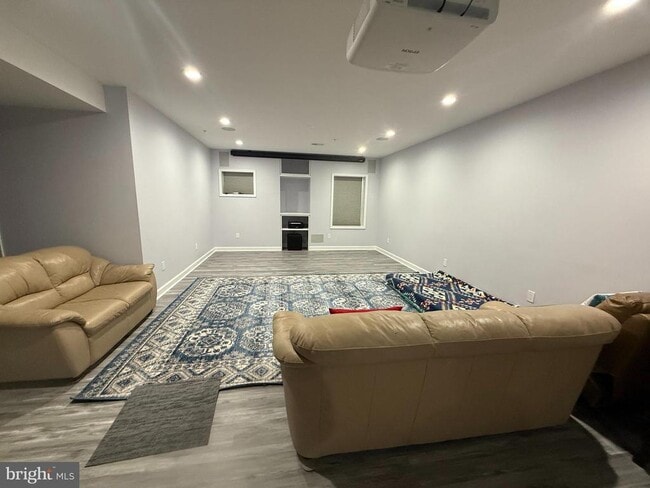 Building Photo - 2720 Cheekwood Cir