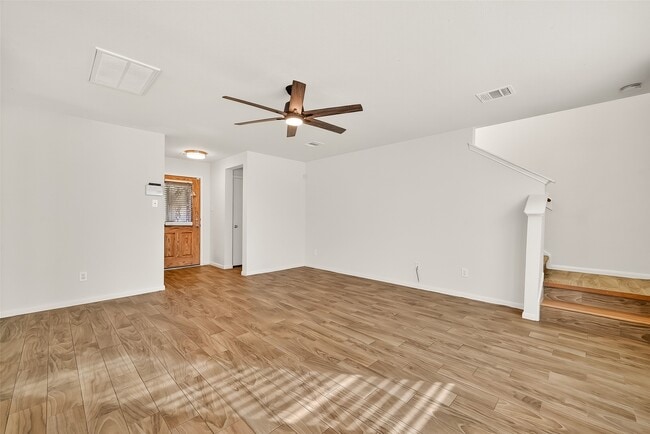 Building Photo - 6523 Mildenhall Ct