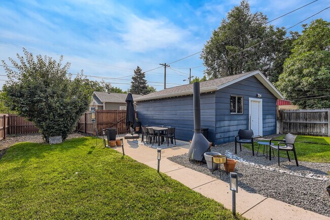 Building Photo - Charming 4-Bedroom Denver Home in West Hig...