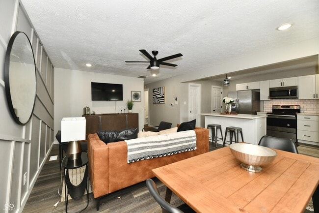 Building Photo - 1929 Prospect St