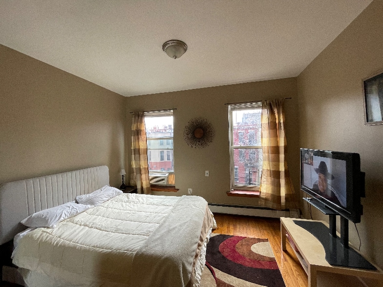 Building Photo - 146 W 132nd St