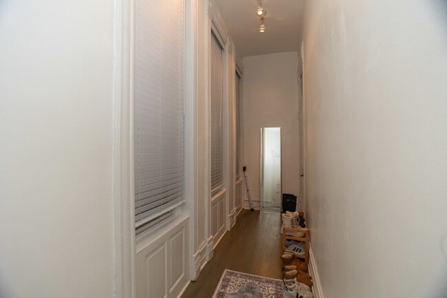 Building Photo - 801 N Wabash Ave