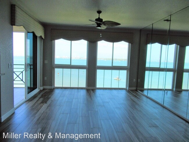 Building Photo - 2 br, 2 bath House - 4717 Dolphin Cay Lane, S