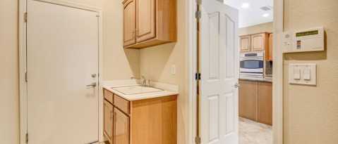 Building Photo - 2249 Canyonville Dr