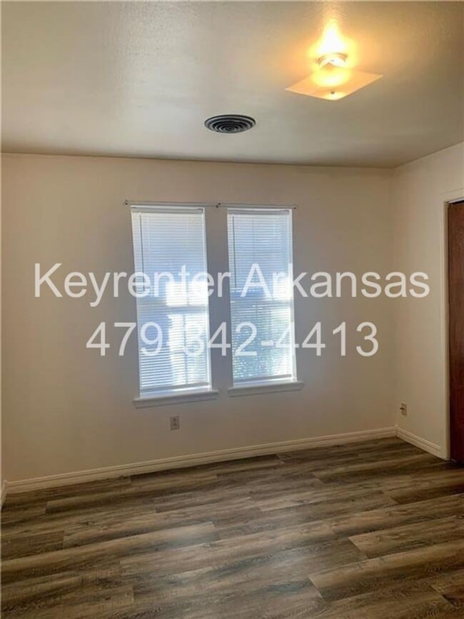 Building Photo - Charming Home with Open Kitchen, Fireplace & 2-Car Garage