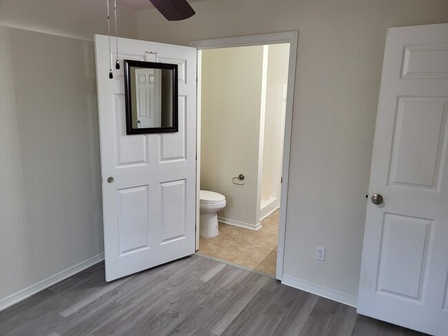 Building Photo - 1107 Hailey St