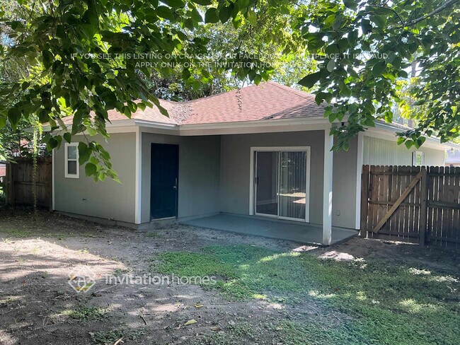 Building Photo - 2346 Somerset Rd