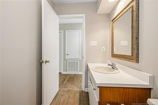 Building Photo - 525 Cypress Trace Dr