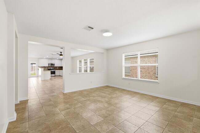 Building Photo - 7719 Serene Wood Ln